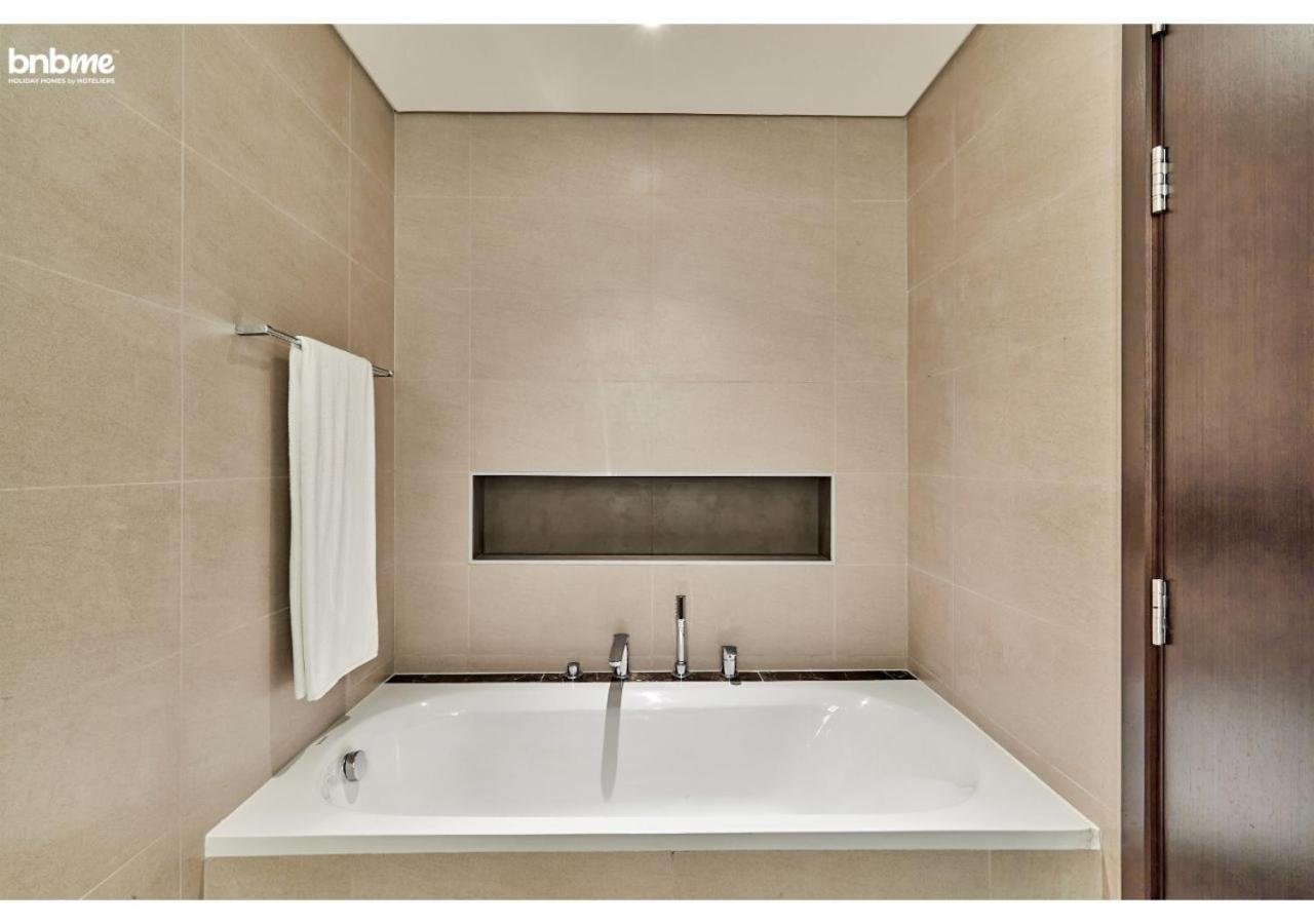 Bnbme - Boulevard Heights Apartment Dubai Luaran gambar