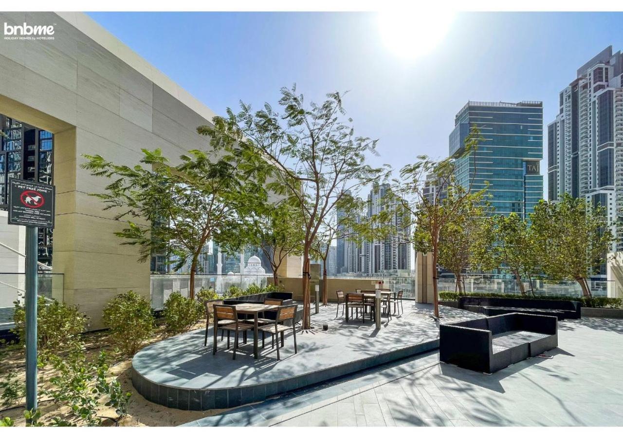 Bnbme - Boulevard Heights Apartment Dubai Luaran gambar
