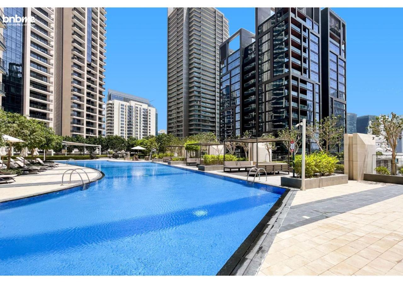 Bnbme - Boulevard Heights Apartment Dubai Luaran gambar